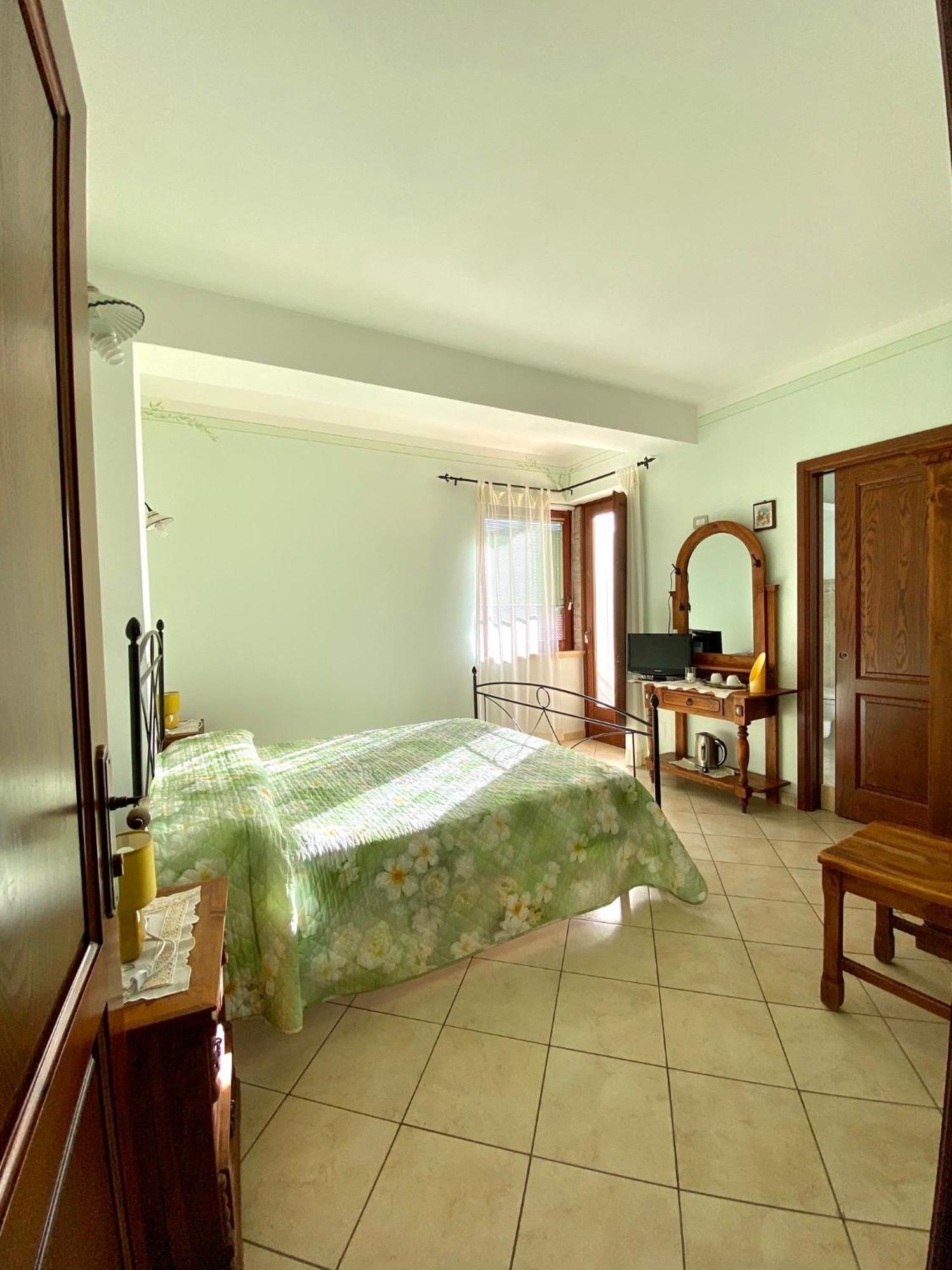 Bed and Breakfast Il Ritrovo Delle Volpi Agerola Exterior foto